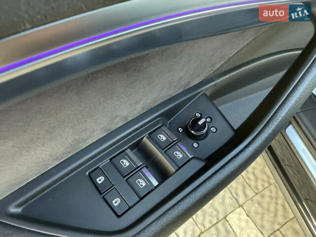 Чорний Ауді E-Tron, об'ємом двигуна 0 л та пробігом 150 тис. км за 26999 $, фото 69 на Automoto.ua