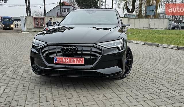 Чорний Ауді E-Tron, об'ємом двигуна 0 л та пробігом 120 тис. км за 33500 $, фото 9 на Automoto.ua