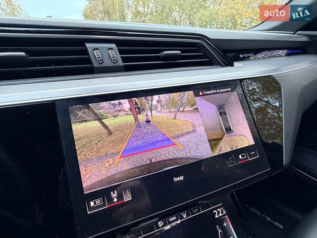 Черный Ауди E-Tron, объемом двигателя 0 л и пробегом 155 тыс. км за 33300 $, фото 30 на Automoto.ua