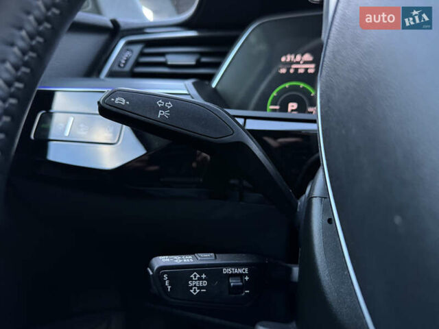 Ауди E-Tron 2020 в Тернополе на Automoto.ua Черный Ауди E-Tron, объемом двигателя 0 л и пробегом 161 тыс. км за 29400 $, фото 69 на Automoto.ua