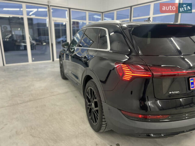 Чорний Ауді E-Tron, об'ємом двигуна 0 л та пробігом 76 тис. км за 31500 $, фото 5 на Automoto.ua
