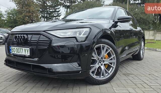 Чорний Ауді E-Tron, об'ємом двигуна 0 л та пробігом 138 тис. км за 29900 $, фото 37 на Automoto.ua