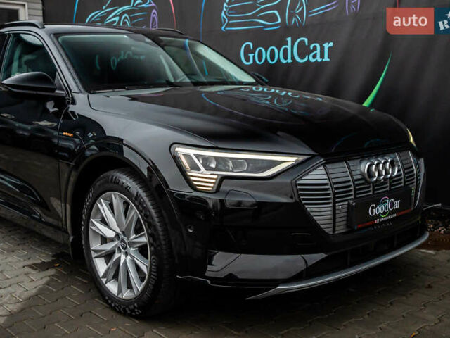 Чорний Ауді E-Tron, об'ємом двигуна 0 л та пробігом 75 тис. км за 29900 $, фото 43 на Automoto.ua