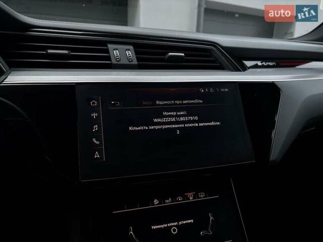 Черный Ауди E-Tron, объемом двигателя 0 л и пробегом 105 тыс. км за 35990 $, фото 28 на Automoto.ua