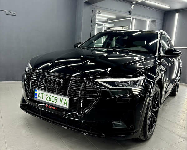 Черный Ауди E-Tron, объемом двигателя 0 л и пробегом 38 тыс. км за 39999 $, фото 3 на Automoto.ua