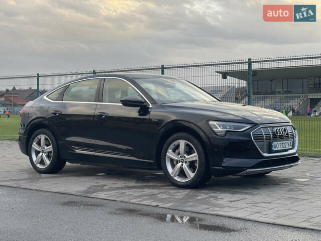 Чорний Ауді E-Tron, об'ємом двигуна 0 л та пробігом 78 тис. км за 26500 $, фото 8 на Automoto.ua