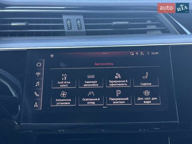 Черный Ауди E-Tron, объемом двигателя 0 л и пробегом 119 тыс. км за 29999 $, фото 31 на Automoto.ua
