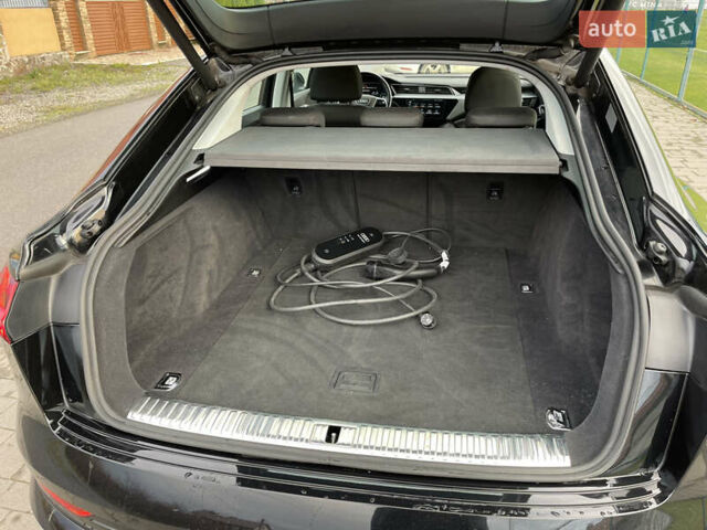 Чорний Ауді E-Tron, об'ємом двигуна 0 л та пробігом 78 тис. км за 26500 $, фото 37 на Automoto.ua