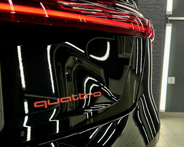 Черный Ауди E-Tron, объемом двигателя 0 л и пробегом 38 тыс. км за 39999 $, фото 7 на Automoto.ua