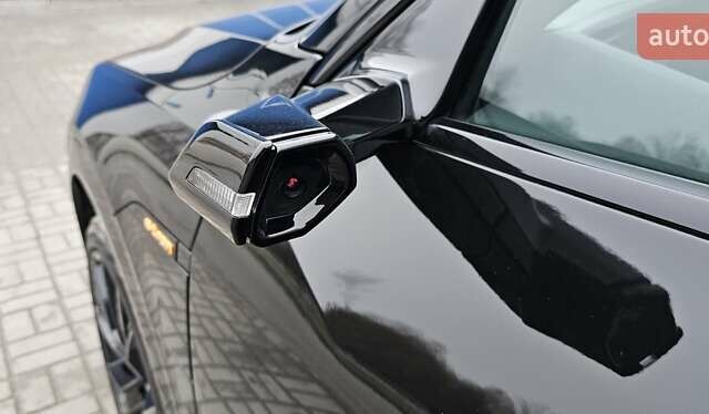 Чорний Ауді E-Tron, об'ємом двигуна 0 л та пробігом 120 тис. км за 33500 $, фото 112 на Automoto.ua