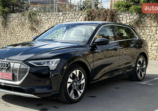 Черный Ауди E-Tron, объемом двигателя 0 л и пробегом 146 тыс. км за 27000 $, фото 8 на Automoto.ua