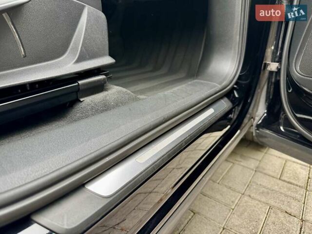 Чорний Ауді E-Tron, об'ємом двигуна 0 л та пробігом 159 тис. км за 24500 $, фото 104 на Automoto.ua
