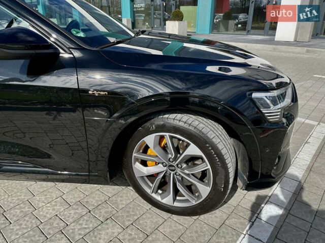 Чорний Ауді E-Tron, об'ємом двигуна 0 л та пробігом 85 тис. км за 32800 $, фото 56 на Automoto.ua