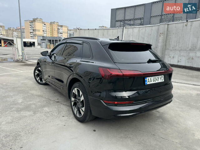 Чорний Ауді E-Tron, об'ємом двигуна 0 л та пробігом 155 тис. км за 30999 $, фото 9 на Automoto.ua