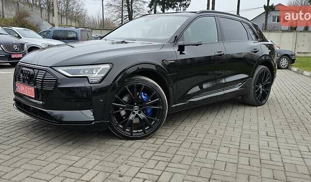 Чорний Ауді E-Tron, об'ємом двигуна 0 л та пробігом 120 тис. км за 33500 $, фото 12 на Automoto.ua