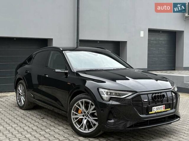 Черный Ауди E-Tron, объемом двигателя 0 л и пробегом 105 тыс. км за 35990 $, фото 3 на Automoto.ua