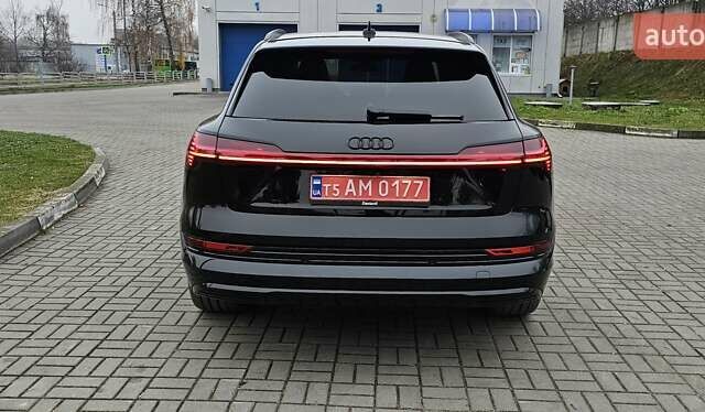 Чорний Ауді E-Tron, об'ємом двигуна 0 л та пробігом 120 тис. км за 33500 $, фото 30 на Automoto.ua