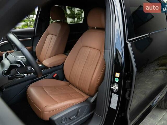 Черный Ауди E-Tron, объемом двигателя 0 л и пробегом 50 тыс. км за 39400 $, фото 35 на Automoto.ua