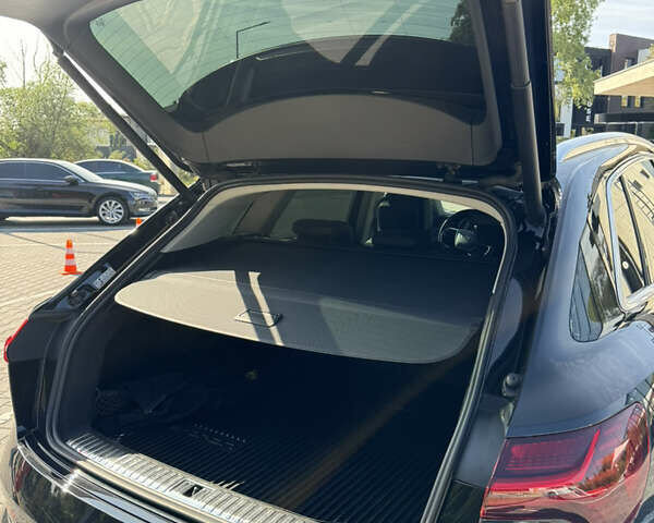 Чорний Ауді E-Tron, об'ємом двигуна 0 л та пробігом 120 тис. км за 27800 $, фото 10 на Automoto.ua
