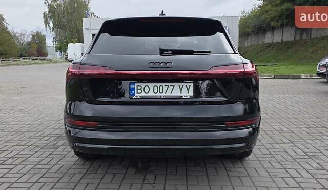 Чорний Ауді E-Tron, об'ємом двигуна 0 л та пробігом 138 тис. км за 29900 $, фото 23 на Automoto.ua