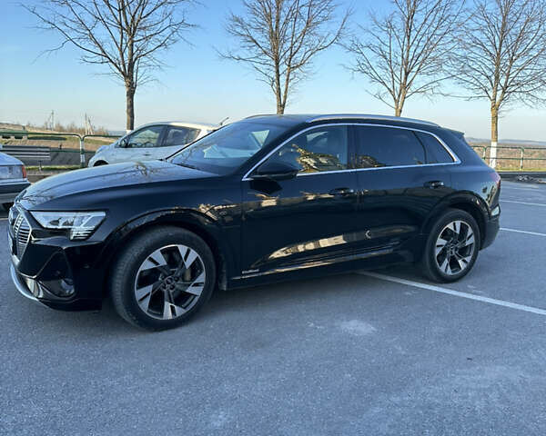 Черный Ауди E-Tron, объемом двигателя 0 л и пробегом 120 тыс. км за 32555 $, фото 16 на Automoto.ua