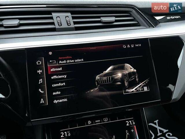 Черный Ауди E-Tron, объемом двигателя 0 л и пробегом 66 тыс. км за 41900 $, фото 70 на Automoto.ua