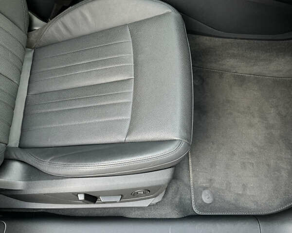 Черный Ауди E-Tron, объемом двигателя 0 л и пробегом 23 тыс. км за 35900 $, фото 14 на Automoto.ua