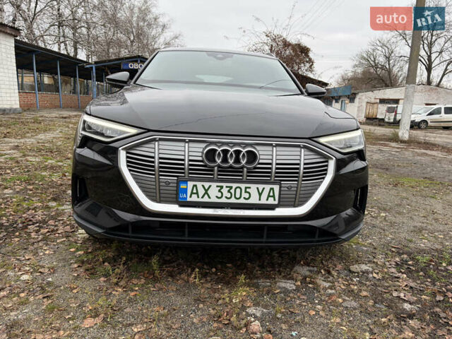 Чорний Ауді E-Tron, об'ємом двигуна 0 л та пробігом 126 тис. км за 27000 $, фото 7 на Automoto.ua