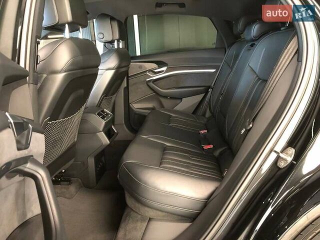 Черный Ауди E-Tron, объемом двигателя 0 л и пробегом 68 тыс. км за 39900 $, фото 20 на Automoto.ua