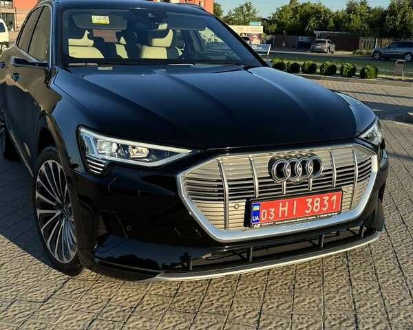 Черный Ауди E-Tron, объемом двигателя 0 л и пробегом 35 тыс. км за 41338 $, фото 10 на Automoto.ua