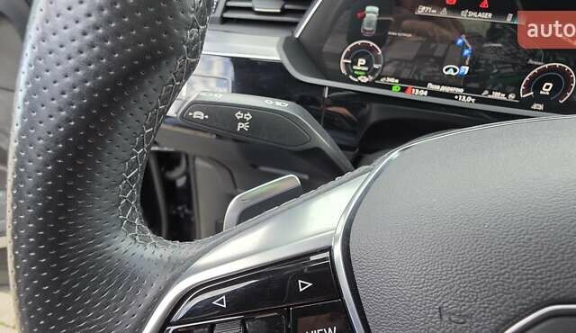 Черный Ауди E-Tron, объемом двигателя 0 л и пробегом 54 тыс. км за 43500 $, фото 100 на Automoto.ua