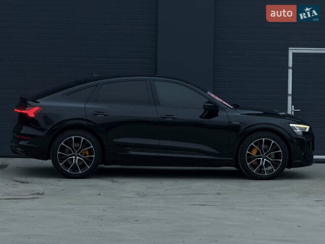 Чорний Ауді E-Tron, об'ємом двигуна 0 л та пробігом 84 тис. км за 36000 $, фото 14 на Automoto.ua