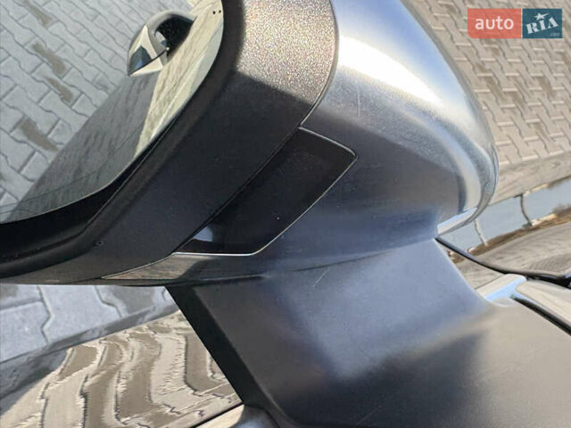 Чорний Ауді E-Tron, об'ємом двигуна 0 л та пробігом 95 тис. км за 36599 $, фото 26 на Automoto.ua