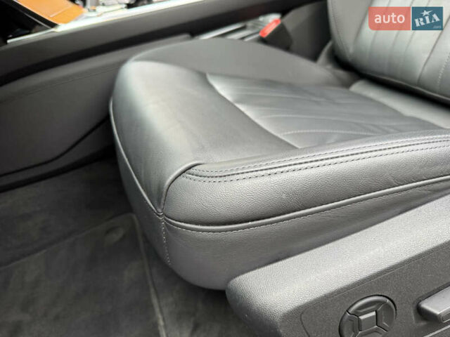 Чорний Ауді E-Tron, об'ємом двигуна 0 л та пробігом 190 тис. км за 24199 $, фото 29 на Automoto.ua