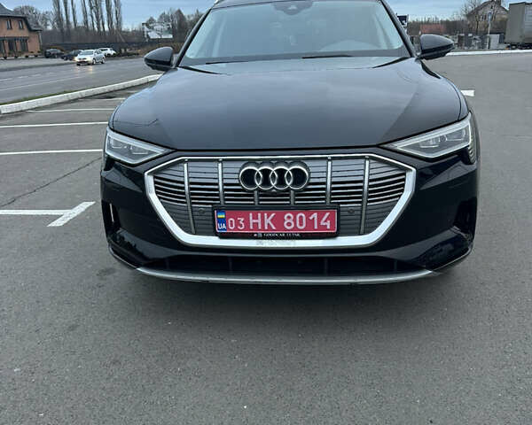 Черный Ауди E-Tron, объемом двигателя 0 л и пробегом 118 тыс. км за 28900 $, фото 1 на Automoto.ua