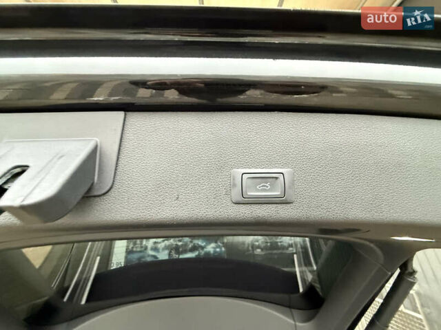 Черный Ауди E-Tron, объемом двигателя 0 л и пробегом 150 тыс. км за 27500 $, фото 19 на Automoto.ua