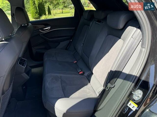 Черный Ауди E-Tron, объемом двигателя 0 л и пробегом 23 тыс. км за 38999 $, фото 33 на Automoto.ua