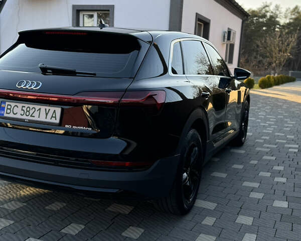 Черный Ауди E-Tron, объемом двигателя 0 л и пробегом 79 тыс. км за 26000 $, фото 11 на Automoto.ua