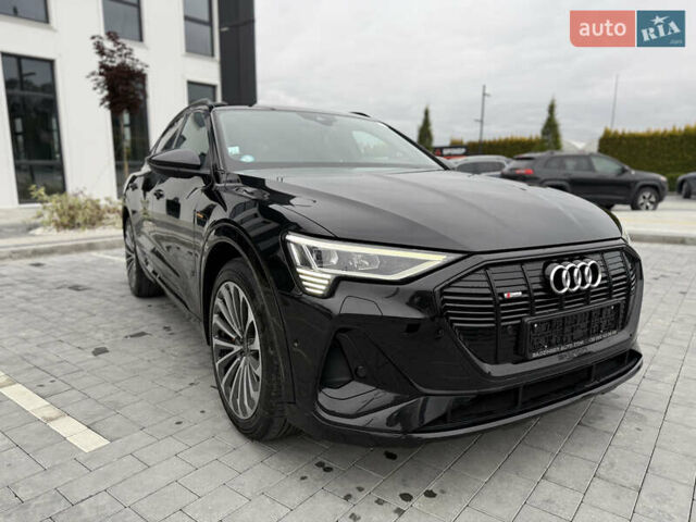 Черный Ауди E-Tron, объемом двигателя 0 л и пробегом 70 тыс. км за 38900 $, фото 3 на Automoto.ua