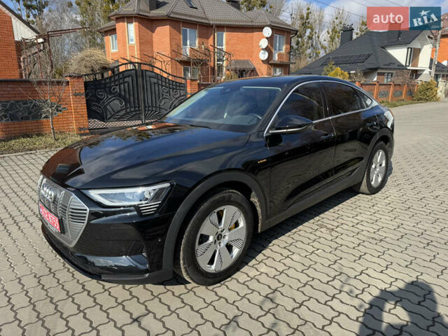 Чорний Ауді E-Tron, об'ємом двигуна 0 л та пробігом 90 тис. км за 24200 $, фото 1 на Automoto.ua