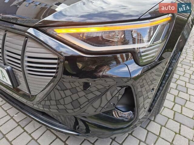Чорний Ауді E-Tron, об'ємом двигуна 0 л та пробігом 31 тис. км за 39990 $, фото 15 на Automoto.ua