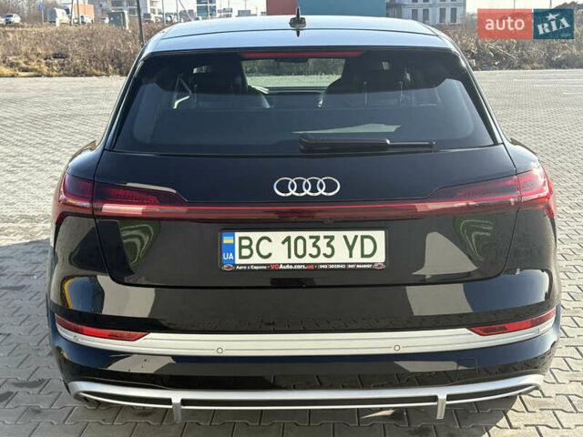 Чорний Ауді E-Tron, об'ємом двигуна 0 л та пробігом 95 тис. км за 36599 $, фото 15 на Automoto.ua