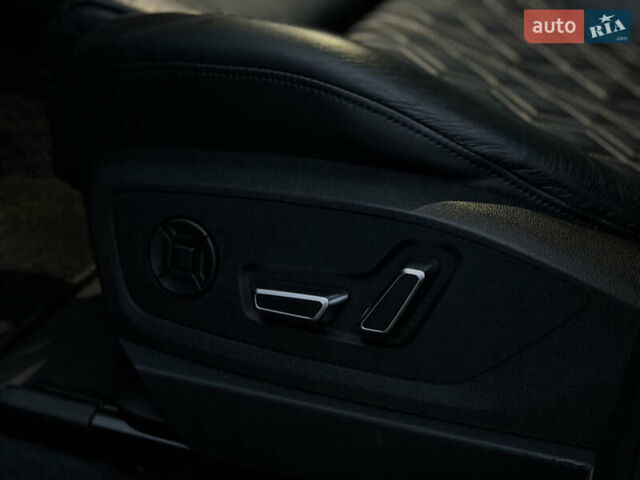 Чорний Ауді E-Tron, об'ємом двигуна 0 л та пробігом 84 тис. км за 36000 $, фото 69 на Automoto.ua