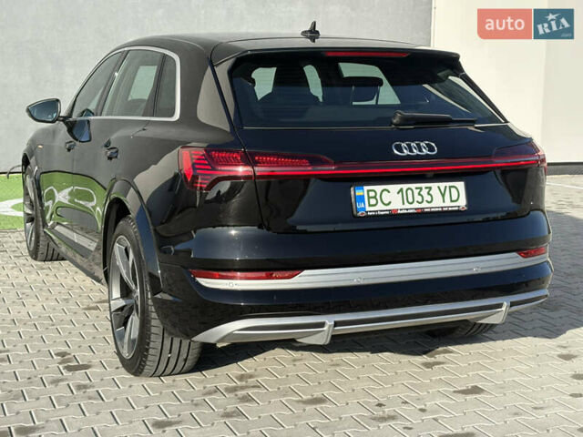 Чорний Ауді E-Tron, об'ємом двигуна 0 л та пробігом 95 тис. км за 36599 $, фото 33 на Automoto.ua