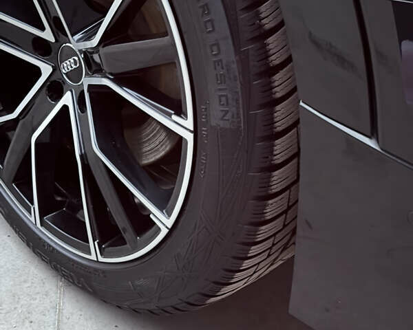 Чорний Ауді E-Tron, об'ємом двигуна 0 л та пробігом 84 тис. км за 36000 $, фото 29 на Automoto.ua