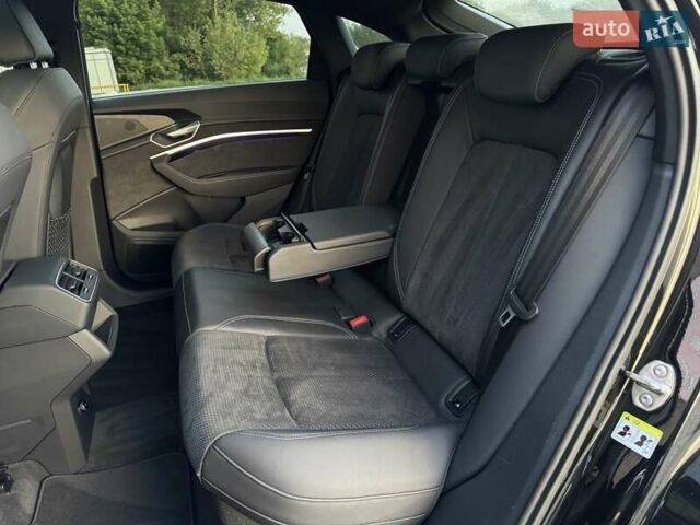 Черный Ауди E-Tron, объемом двигателя 0 л и пробегом 120 тыс. км за 29500 $, фото 71 на Automoto.ua