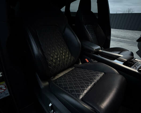 Чорний Ауді E-Tron, об'ємом двигуна 0 л та пробігом 84 тис. км за 36000 $, фото 49 на Automoto.ua