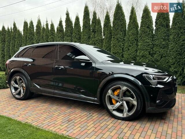Чорний Ауді E-Tron, об'ємом двигуна 0 л та пробігом 58 тис. км за 42999 $, фото 33 на Automoto.ua