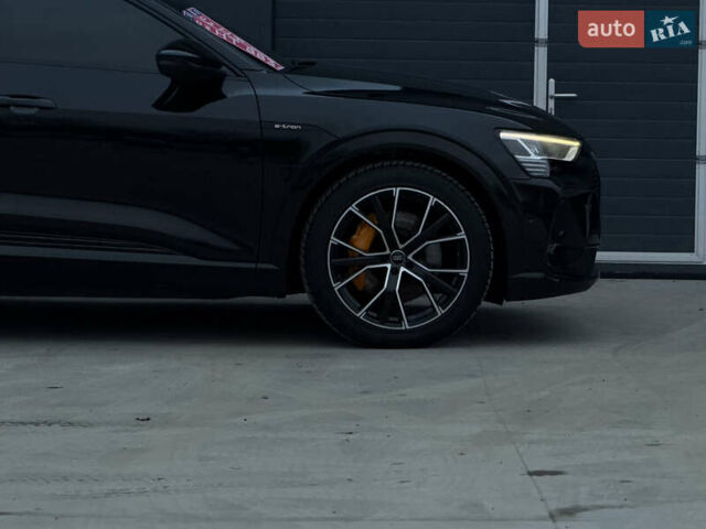 Чорний Ауді E-Tron, об'ємом двигуна 0 л та пробігом 84 тис. км за 36000 $, фото 16 на Automoto.ua