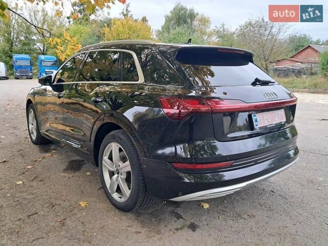 Черный Ауди E-Tron, объемом двигателя 0 л и пробегом 200 тыс. км за 27500 $, фото 4 на Automoto.ua